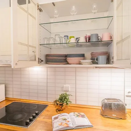 Bright & Spacious At Mala Strana, Charles Bridge 3 Min Of Walk Apartament Praga