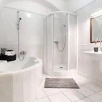 Bright & Spacious At Mala Strana, Charles Bridge 3 Min Of Walk Apartament Praga