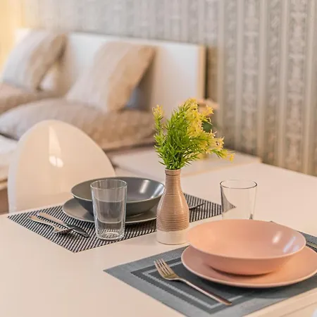 Apartament Bright & Spacious At Mala Strana, Charles Bridge 3 Min Of Walk